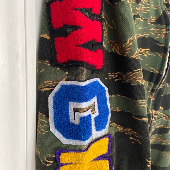 Bape Tiger Camo Shark Hoodie XL - Picture 4 of 9